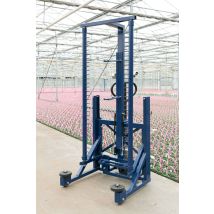 Einfache Entnahme von Bretter aus Karren